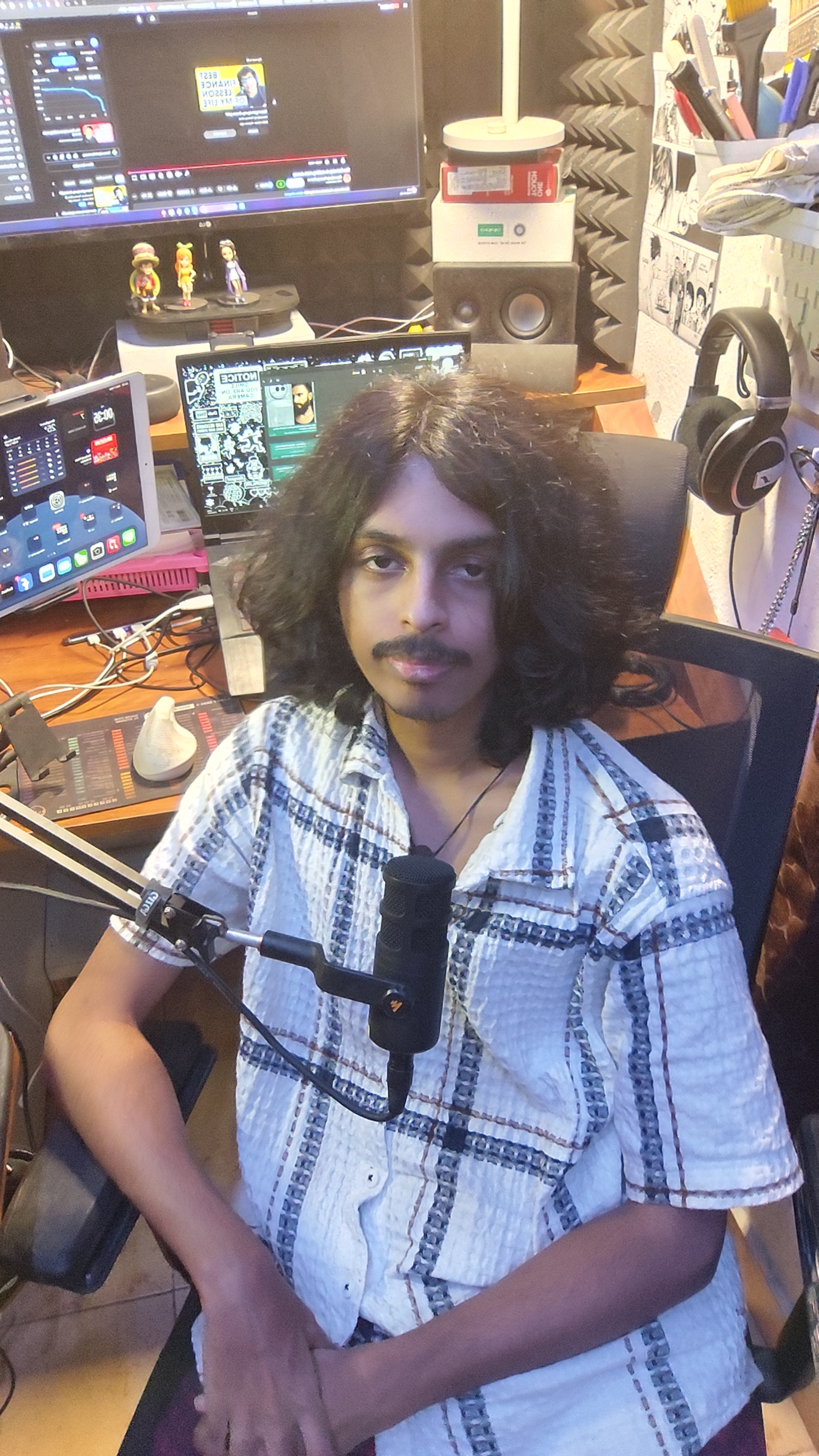 Kalidas Aneesh at Studio Desk for 1-on-1 Coaching